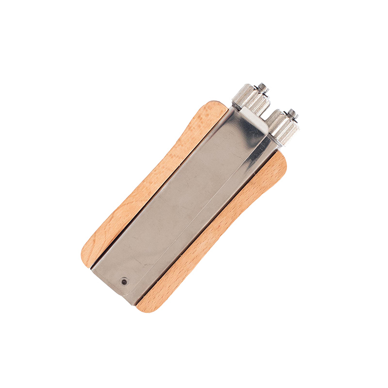Antikorový napínač - zvlňovač drôtiku PROFI s drevenou rúčkou