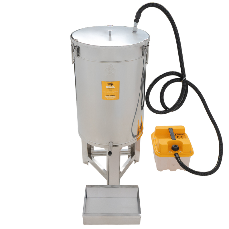 Parn� voskotopka s vyv�ja�om pary (2,2 kW)